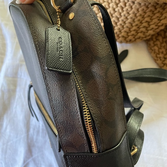 Coach backpack - Picture 3 of 5